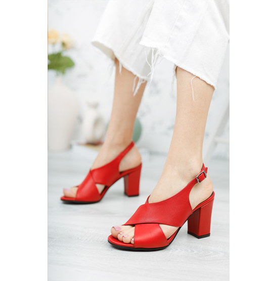 İZBELLA Kırmızı Deri Kadın Klasik Topuklu Ayakkabı
